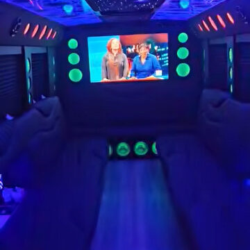 Milwaukee, Party Bus, party buses